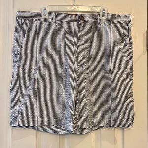 Men’s seersucker shorts